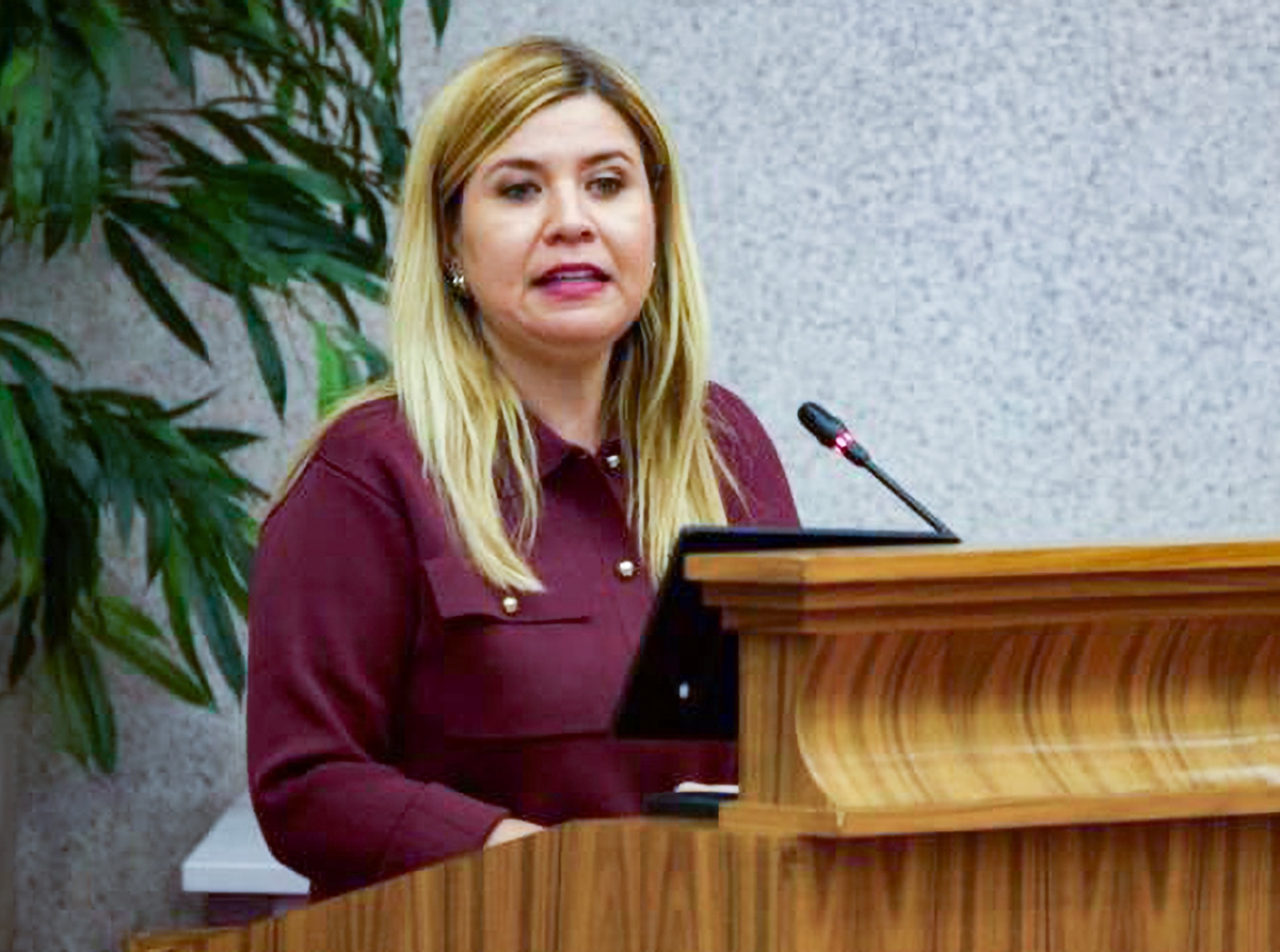 Aruba mester keda un pais stabil y cu bista riba finanzas sostenibel